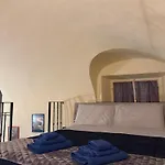 Living Adua Centro טורטונה