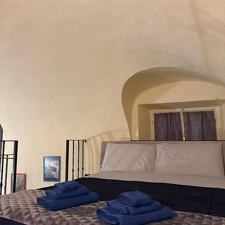 Living Adua Centro Tortona