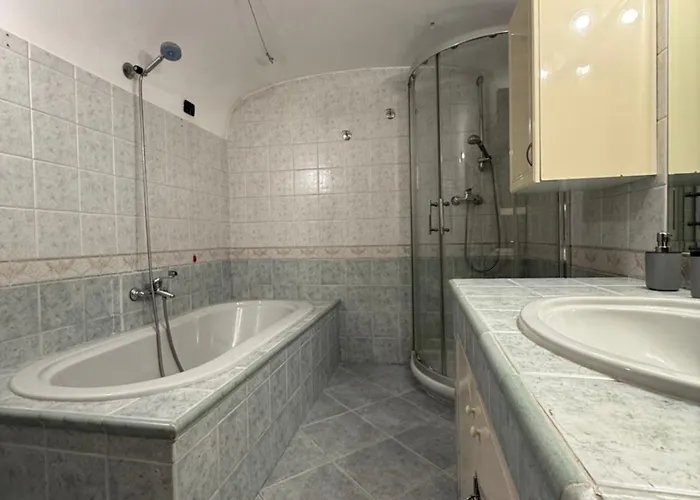 شقة Living Adua Centro *